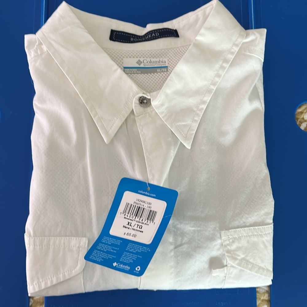 Columbia Cream and White Button-Up Shirt